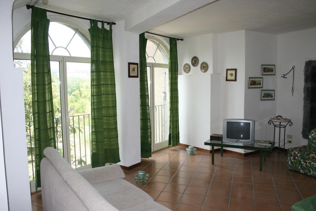 Villa Dei Leoni Santa Tecla Oda fotoğraf