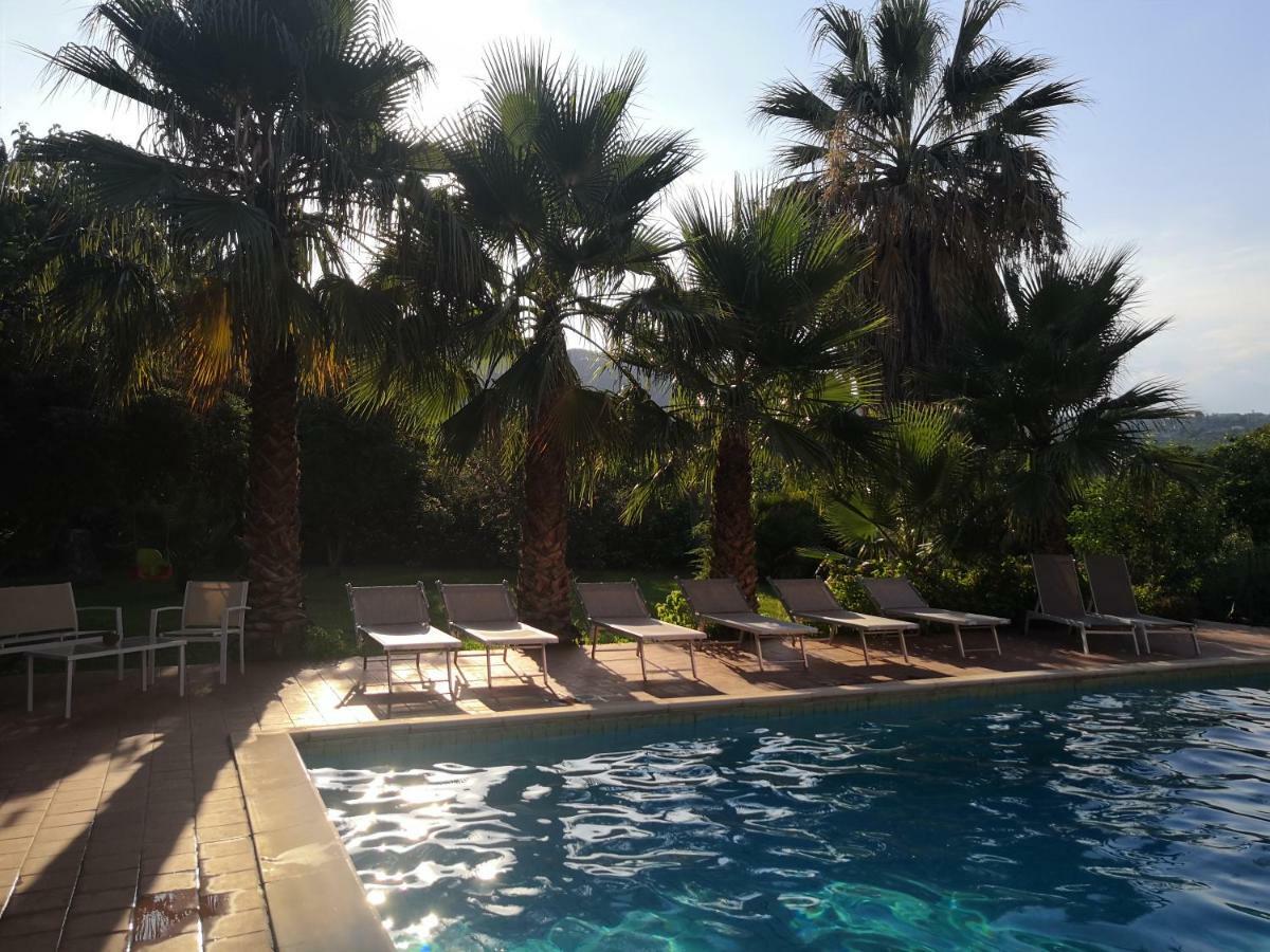 Villa Dei Leoni Santa Tecla Dış mekan fotoğraf